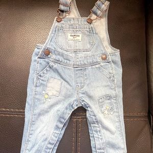 Oshkosh baby girl jean overalls size 3 months.